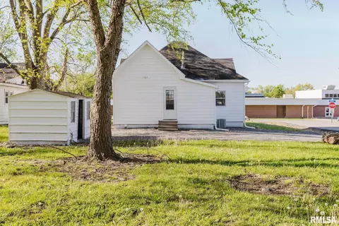 800 E Reeves St, Marion, IL 62959 photo 8