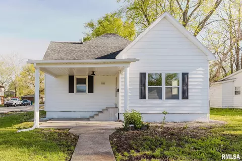 800 E Reeves St, Marion, IL 62959