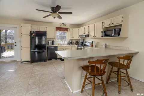 1905 Westminster Dr, Marion, IL 62959 photo 7