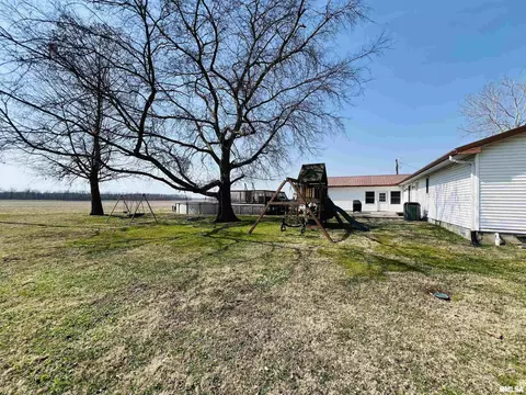 2695 Douglass Rd, Eldorado, IL 62930 photo 10