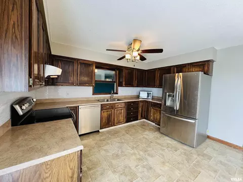 2695 Douglass Rd, Eldorado, IL 62930 photo 24