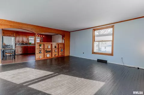 1431 Patterson St, Centralia, IL 62801 photo 10