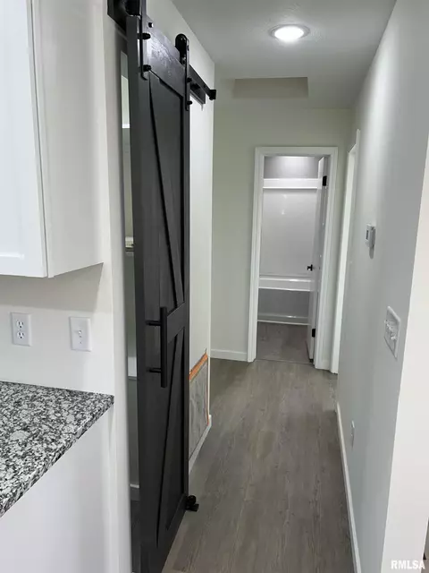 455 E Cedar Ave, Du Quoin, IL 62832 photo 15