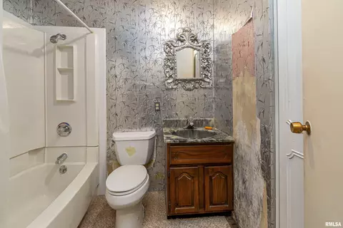 204 Lingale Ave, Marion, IL 62959 photo 22