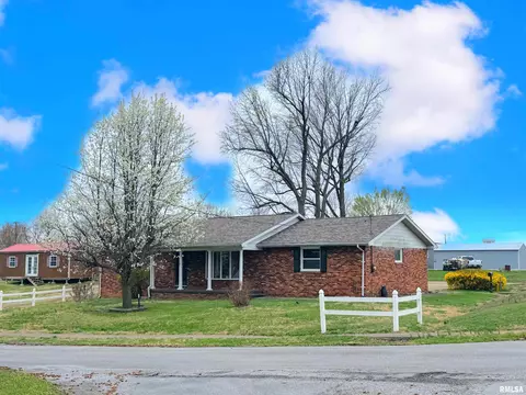 101 S 22nd St, Herrin, IL 62948