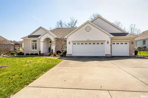 2749 Kokopelli Dr, Marion, IL 62959