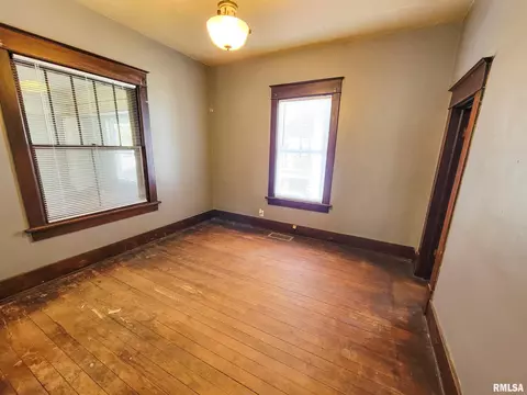 Other - 437 S Main St, Flora, IL 62839 photo 7 of 46