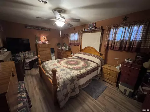 712 E 15th St, Centralia, IL 62801 photo 7