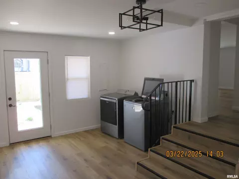 119 N Douglas St, Centralia, IL 62801 photo 11