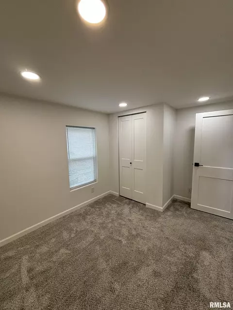 119 N Douglas St, Centralia, IL 62801 photo 18