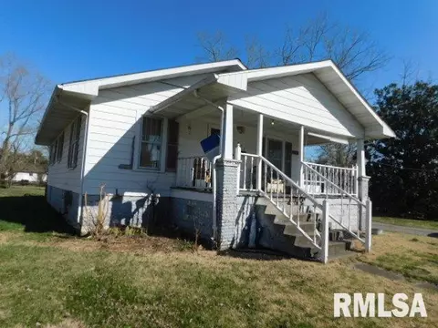 907 N Garfield St, Marion, IL 62959