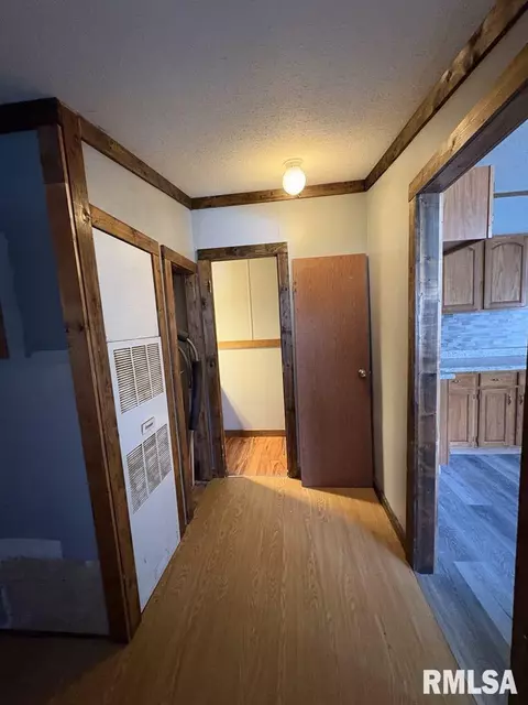412 N Main St, Ewing, IL 62836 photo 17