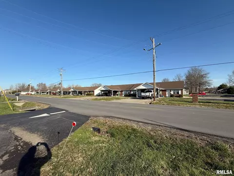 1504 E Boyton St, Marion, IL 62959 photo 1