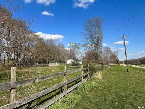 1219 Buchanan Rd, Iuka, IL 62849 photo 8