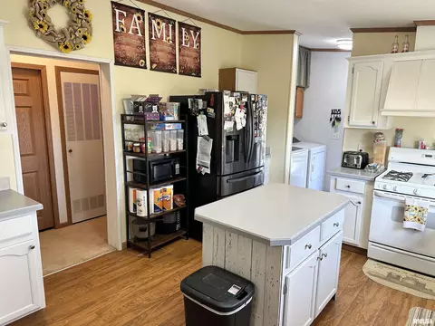 1219 Buchanan Rd, Iuka, IL 62849 photo 11