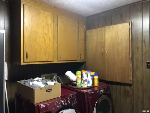 1207 E Reeves St, Marion, IL 62959 photo 14