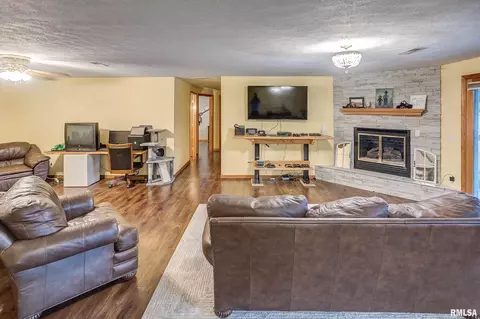 3448 Levee Rd, Centralia, IL 62801 photo 28