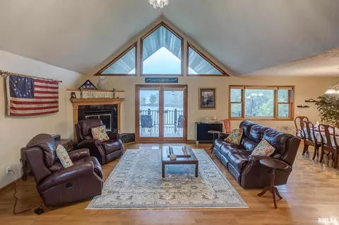 3448 Levee Rd, Centralia, IL 62801 photo 9