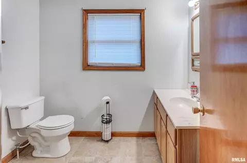 3448 Levee Rd, Centralia, IL 62801 photo 40