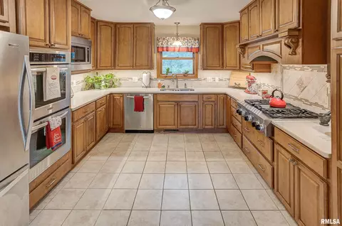 3448 Levee Rd, Centralia, IL 62801 photo 15