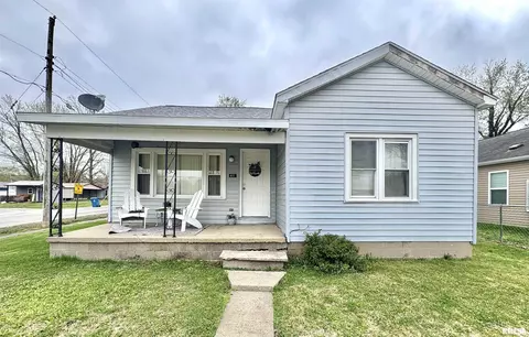 411 N Maple St, Cambria, IL 62915