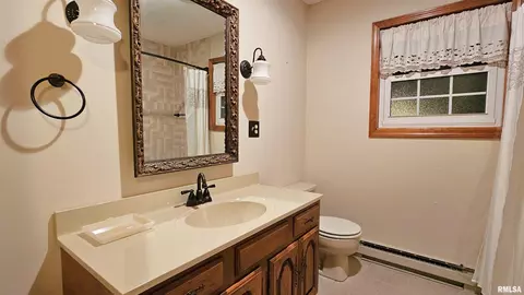 325 Two Mile Rd, Eldorado, IL 62930 photo 19
