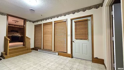 325 Two Mile Rd, Eldorado, IL 62930 photo 21