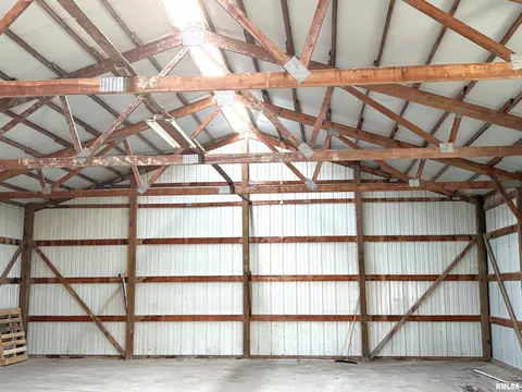 325 Two Mile Rd, Eldorado, IL 62930 photo 27