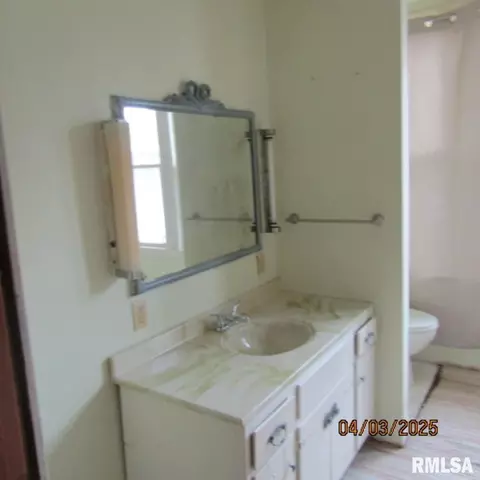 508 S 19th St, Herrin, IL 62948 photo 9
