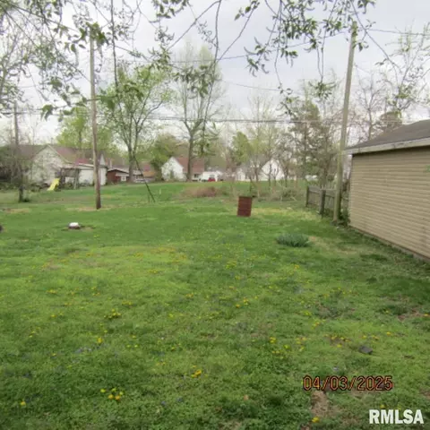 508 S 19th St, Herrin, IL 62948 photo 3