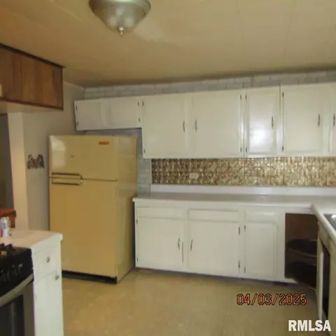 508 S 19th St, Herrin, IL 62948 photo 6