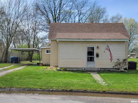 431 N Olive St, Flora, IL 62839 photo 16