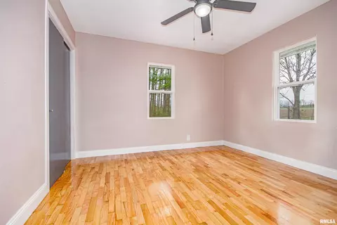 1108 N Main St, Dix, IL 62830 photo 11