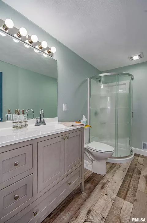 1108 N Main St, Dix, IL 62830 photo 30
