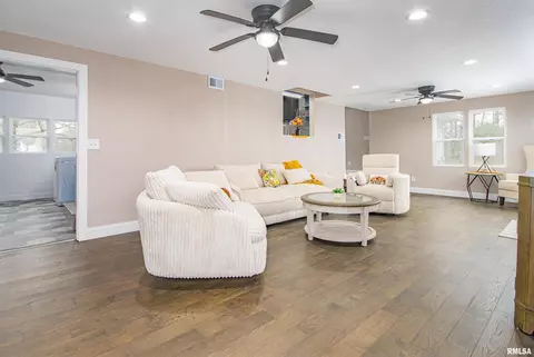 1108 N Main St, Dix, IL 62830 photo 17