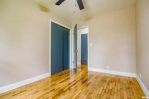 1108 N Main St, Dix, IL 62830 photo 9