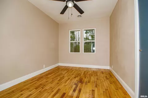 1108 N Main St, Dix, IL 62830 photo 8