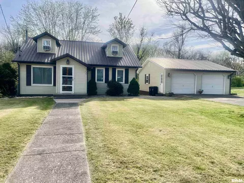 900 Winnebago Ave, Olmsted, IL 62970