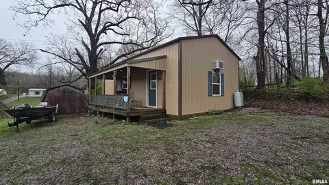 49 S Route 34 Rte, Rosiclare, IL 62982