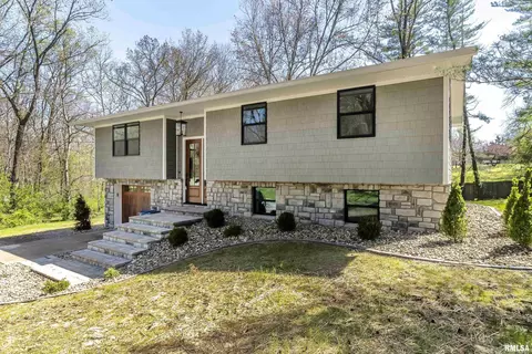 34 Blessing Cir, Murphysboro, IL 62966