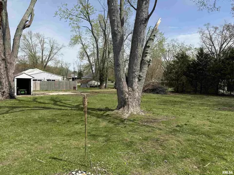 500 Parish St, Eldorado, IL 62930 photo 32