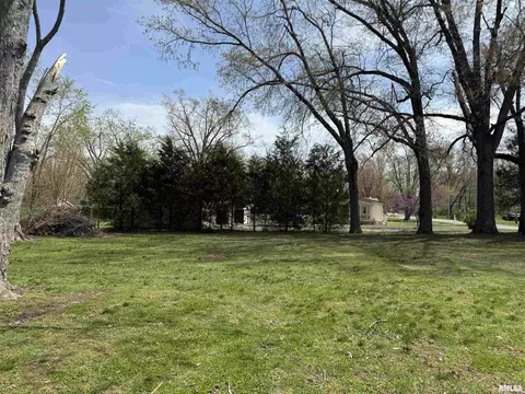 500 Parish St, Eldorado, IL 62930 photo 29