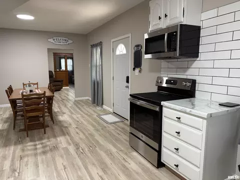 500 Parish St, Eldorado, IL 62930 photo 18