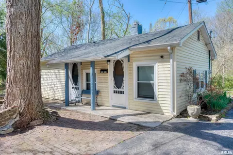 2230 Walnut St, Murphysboro, IL 62966 photo 6