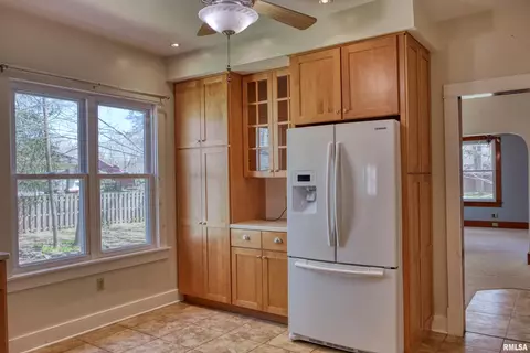 2230 Walnut St, Murphysboro, IL 62966 photo 10