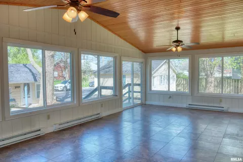 2230 Walnut St, Murphysboro, IL 62966 photo 8