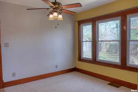 2230 Walnut St, Murphysboro, IL 62966 photo 18