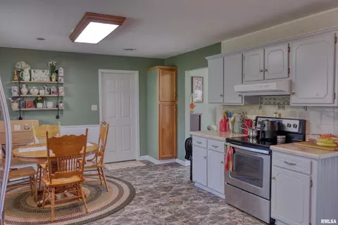 1006 Roberta Dr, Murphysboro, IL 62966 photo 8