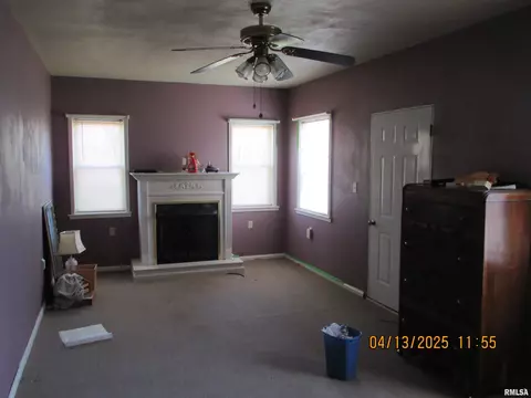 229 S James St, Centralia, IL 62801 photo 13