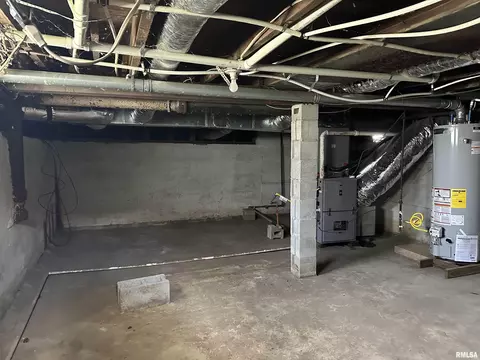 403 S State St, Christopher, IL 62822 photo 39